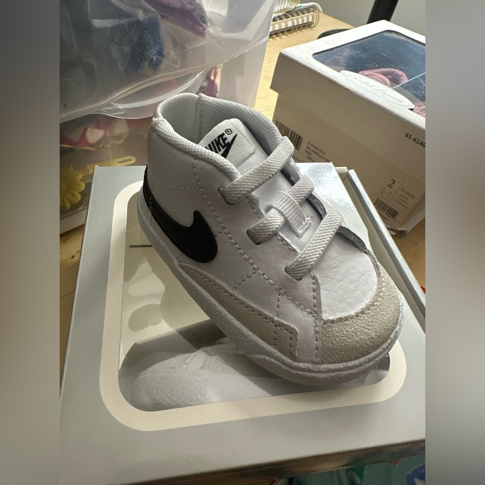 Nike Blazer Mid - Never Worn Infant Size 3c